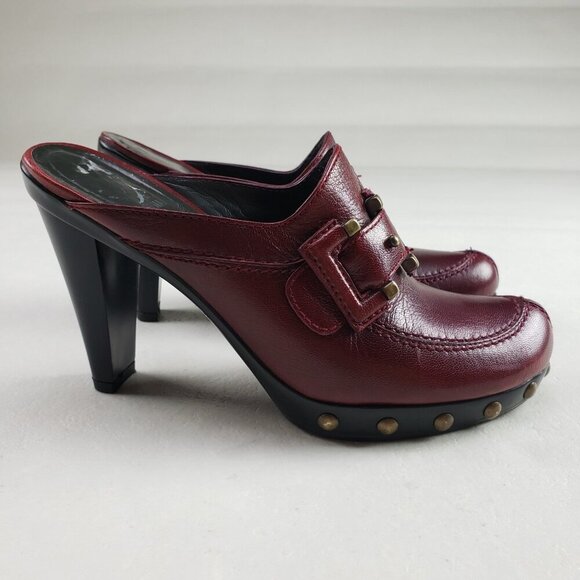 Stuart Weitzman Red Leather Clog Womens 6 Slip On Heel Studded Buckle Mule - Picture 9 of 16